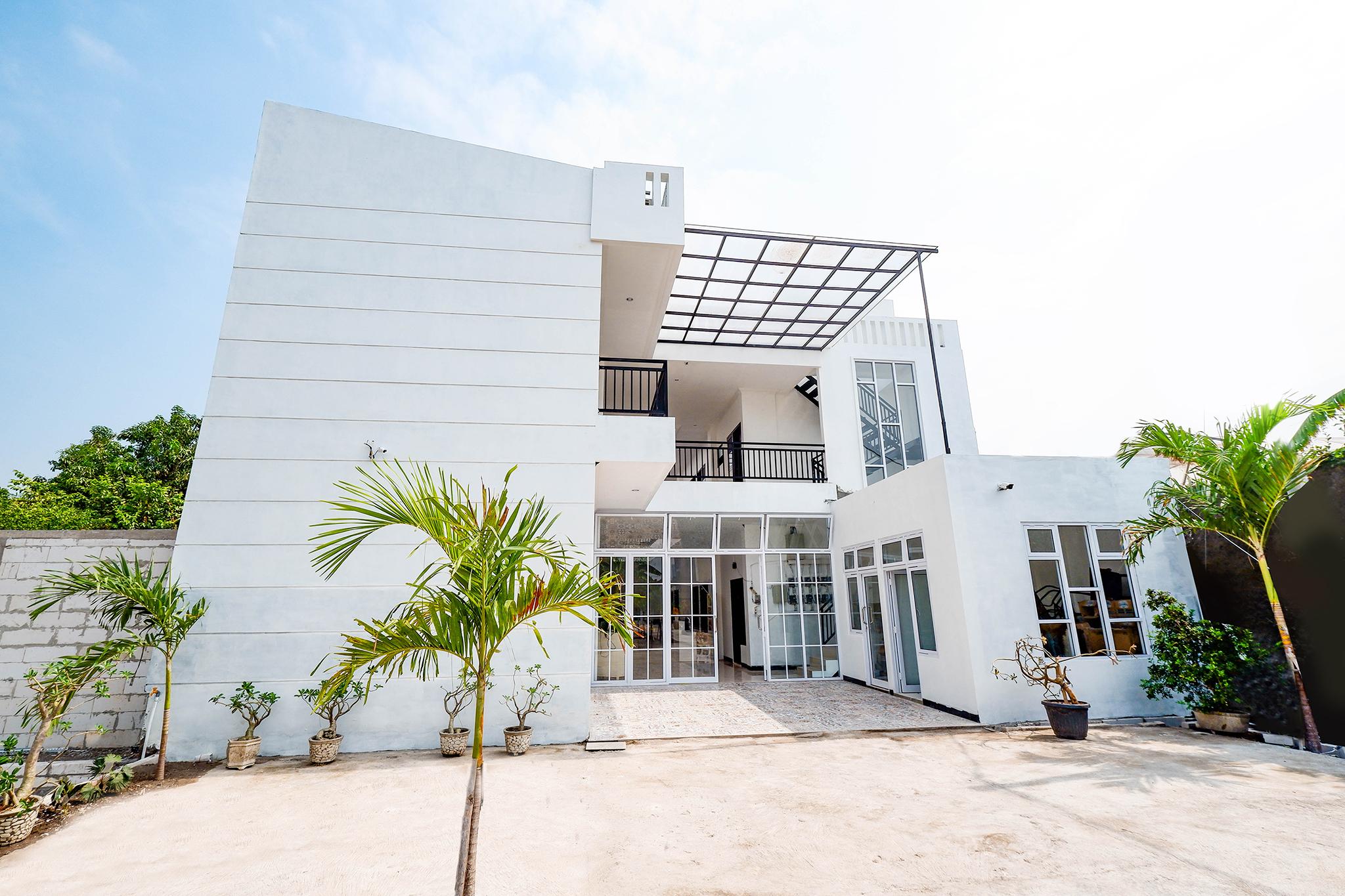 Oyo 1611 Four D'Home Surakarta  Exterior photo